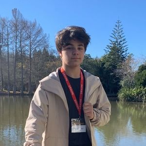 Meet your Posher, Johnny